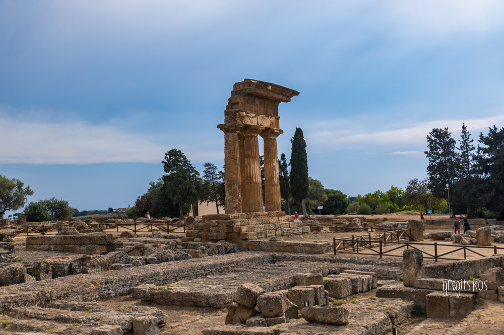 Ναός των Διόσκουρων Ναός των Διόσκουρων